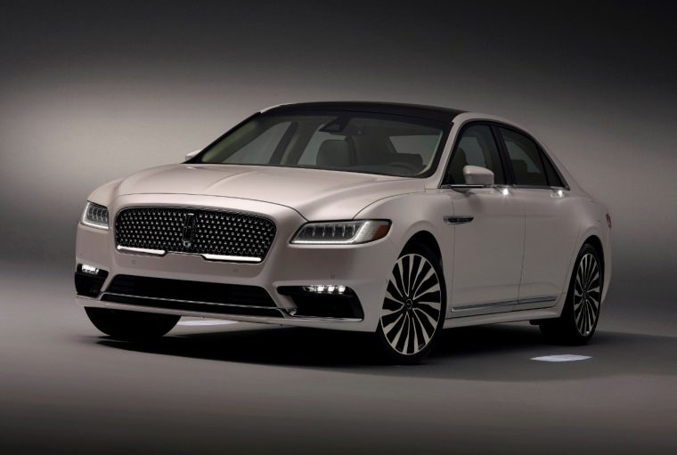 2017 Lincoln Continental with Approach Detection technology