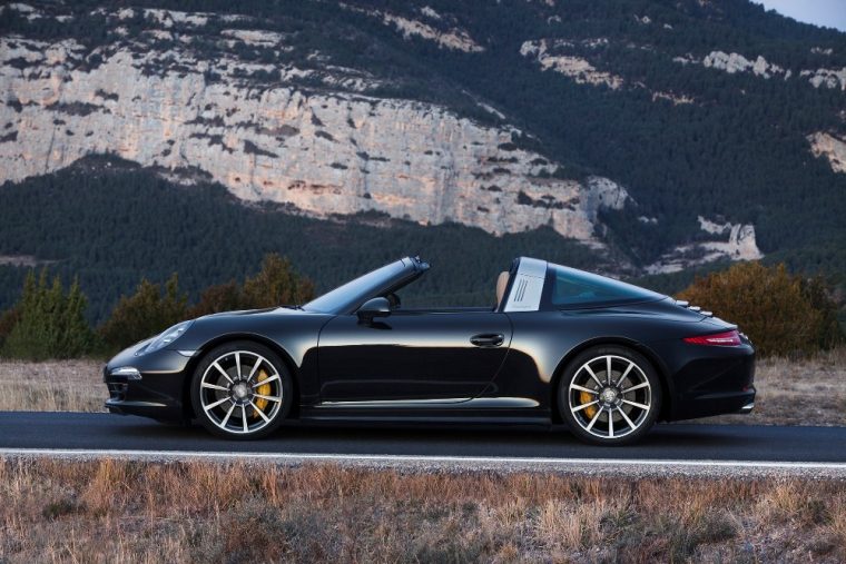 Memphis rapper Young Dolph recently showed off a similar looking Porsche 911 Targa via Instagram