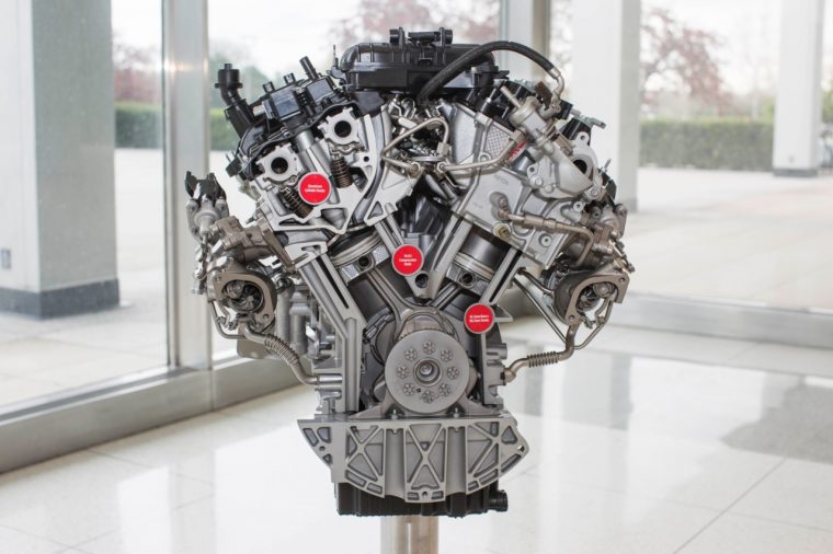 Second-generation 3.5-liter EcoBoost engine 2017 Ford F-150