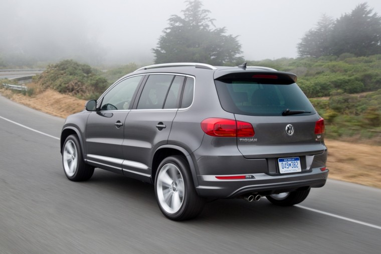 2016 Volkswagen Tiguan Overview rear