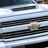 If the front end of the new 2017 Chevy Silverado HD looks different, that’s because it now boasts a functional hood scoop