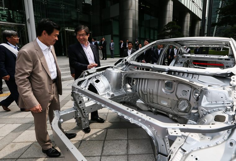 2016 Chevrolet Malibu frame POSCO Seoul