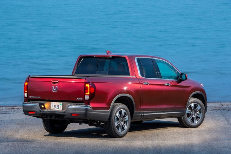 The Honda Ridgeline midsize pickup truck returns for the 2017 model year and will carry a starting MSRP of $29,475