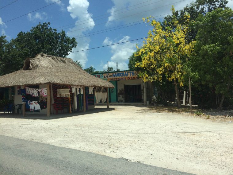 Mexico roadside businesses