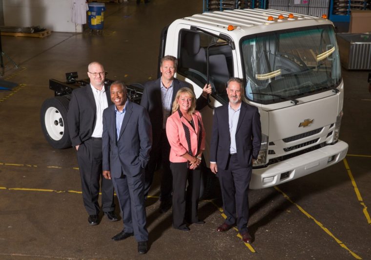 New Chevrolet Low Cab Forward trucks begin shipping to Chevy dealers