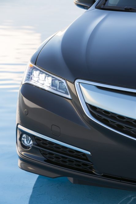 The 2017 Acura TLX provides an intriguing option into the luxury sedan market with a starting MSRP of $31,900