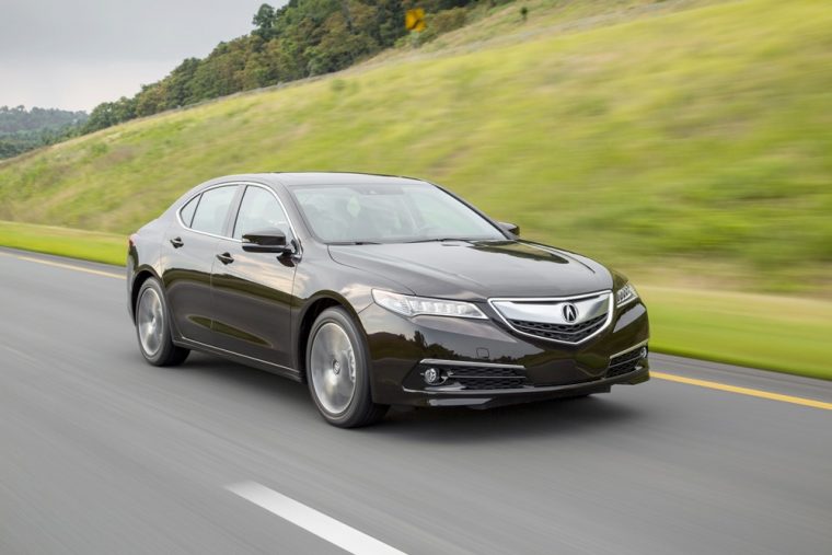 The 2017 Acura TLX provides an intriguing option into the luxury sedan market with a starting MSRP of $31,900