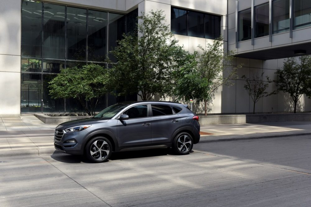 2017 Hyundai Tucson Overview side profile