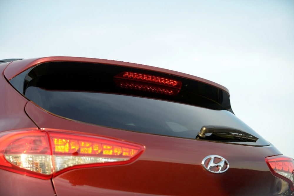 2017 Hyundai Tucson Overview trunk lights