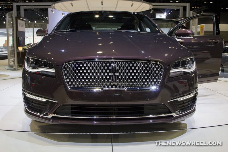 2019 Lincoln MKZ Dropping Black Label Trim