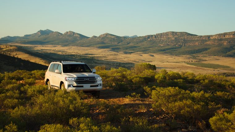 2017 Toyota Land Cruiser Exterior