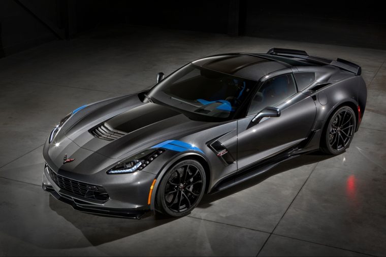 The 2017 Corvette Grand Sport combines the Stingray’s engine with the Z06’s appearance