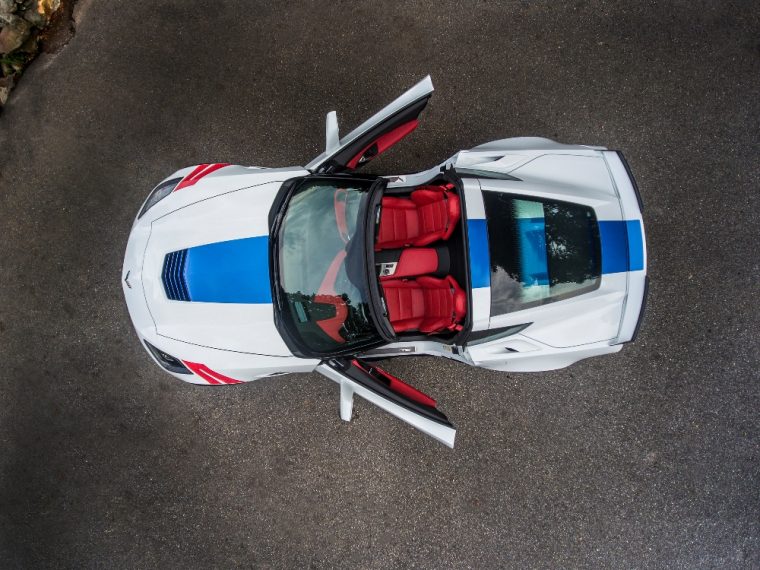 The 2017 Corvette Grand Sport combines the Stingray’s engine with the Z06’s appearance