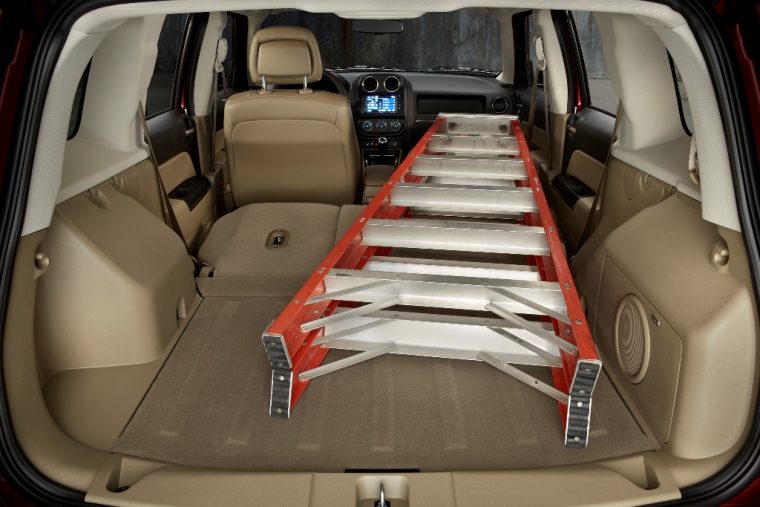 2017 Jeep Patriot Cargo