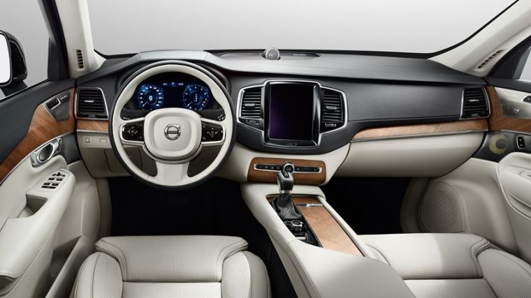 The 2017 Volvo XC90 comes standard with a four-cylinder motor, which is both supercharged and turbocharged