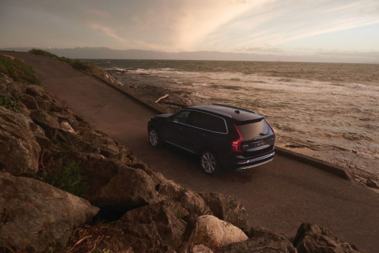 The 2017 Volvo XC90 comes standard with a four-cylinder motor, which is both supercharged and turbocharged