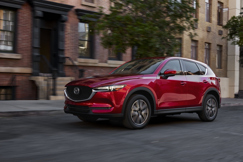 Behold Mazda Unveils Redesigned 2017 Cx 5 At La Auto Show The News Wheel