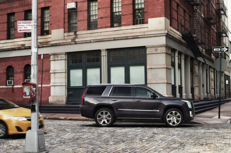 The Cadillac Escalade comes with new equipment for 2017