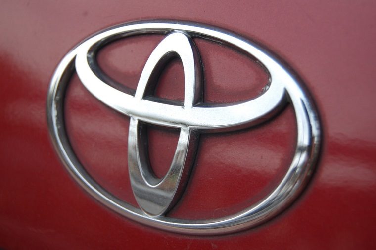 Toyota badge