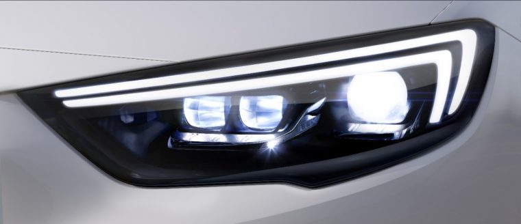 The new Opel Insignia Grand Sport IntelliLux LED