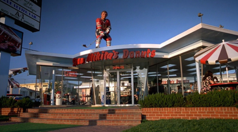 Stan Mikita's Donuts from the film Wayne's World to be recreated by Honda at 2017 NHL All-Star Game