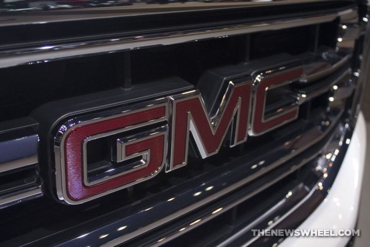 GMC brought its full lineup of vehicles to the 2017 Chicago Auto Show, including the 2017 GMC Sierra SLT Elevation