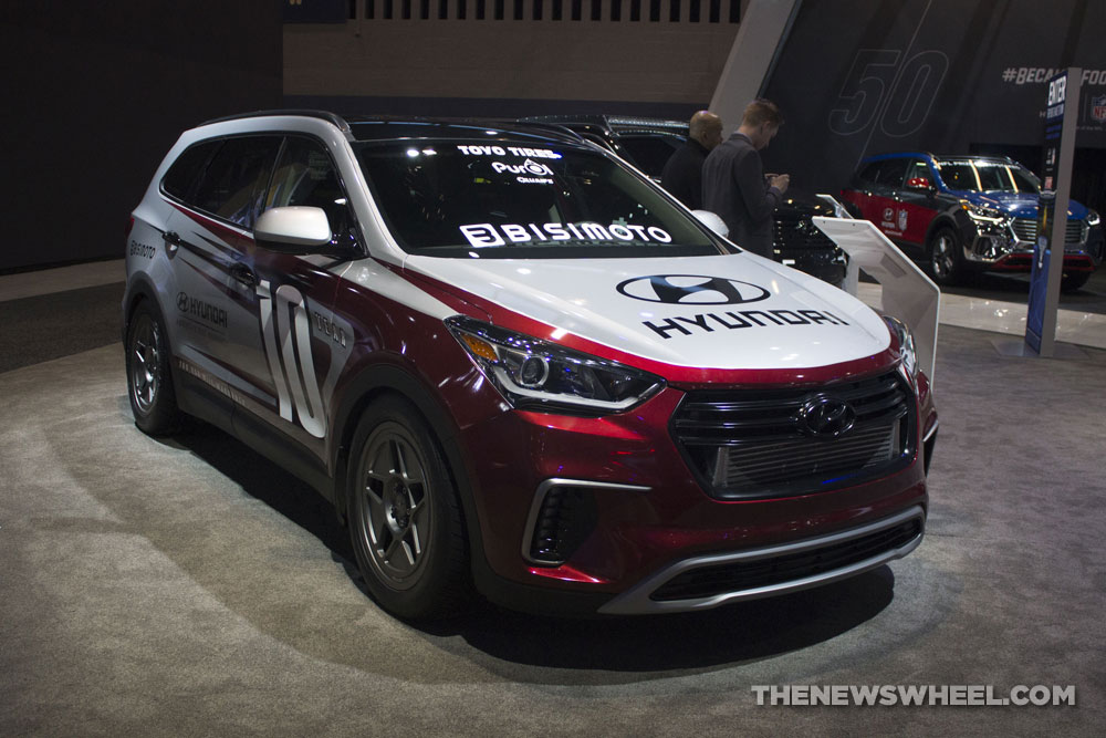2017 Hyundai Santa Fast Santa Fe Bismoto concept SUV at Chicago Auto Show