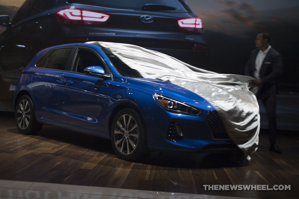 2018 Hyundai Elantra GT blue car reveal Chicago Auto Show