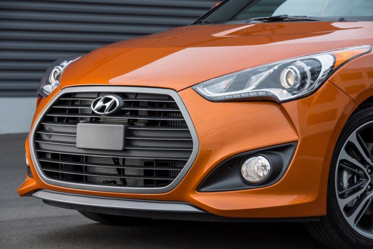 2017 Hyundai Veloster Overview efficiency