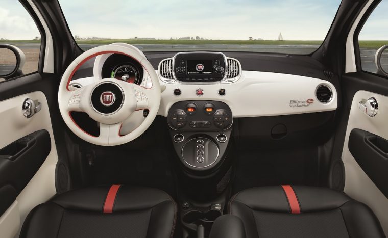 2017 Fiat 500e Interior