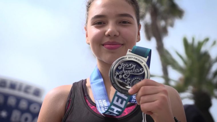 Hondas 20-year partnership with Students Run L.A. helps underserved middle and high school students realize their potential and plot a new course for their future by providing them with a life changing experience -- training for and completing the 26.2 mile Los Angeles Marathon.