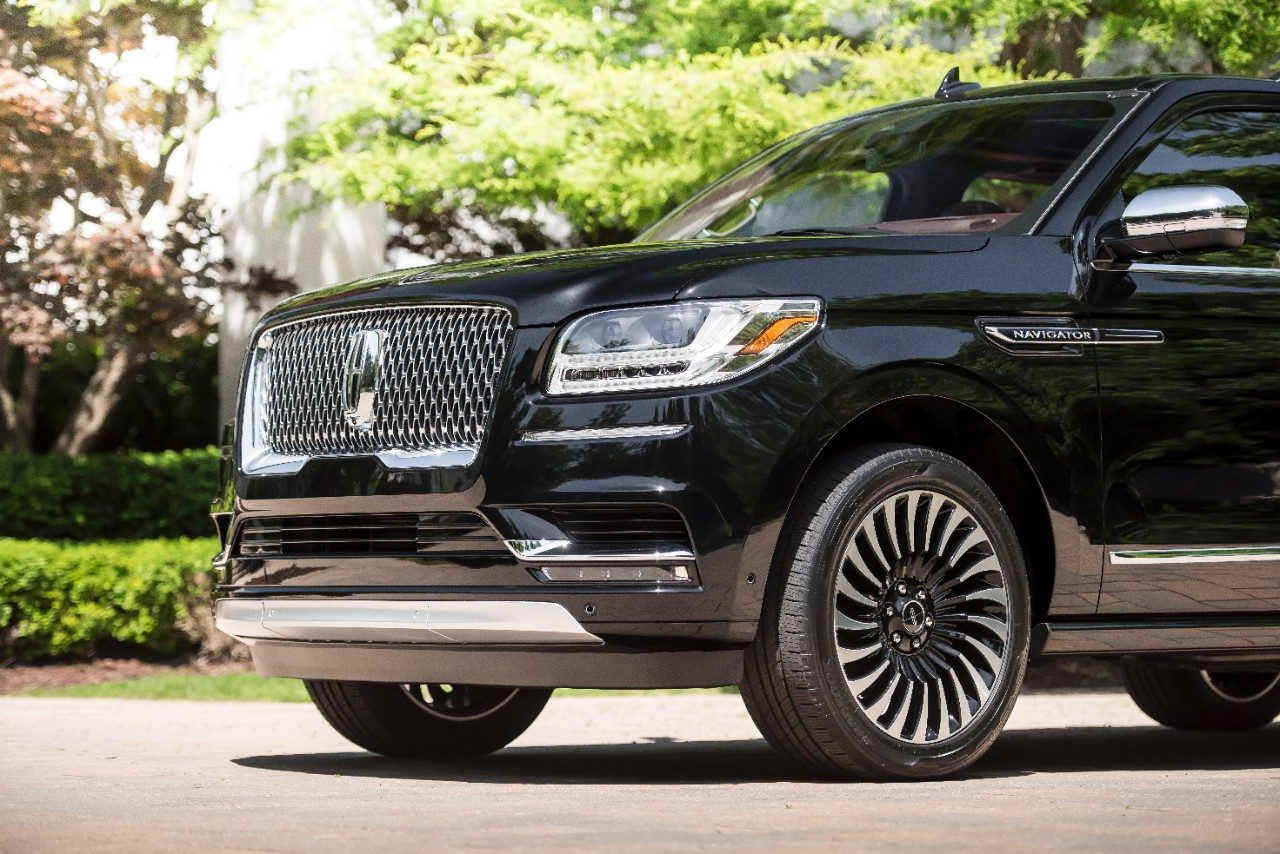 2018 Lincoln Black Label Navigator L Destination (4)