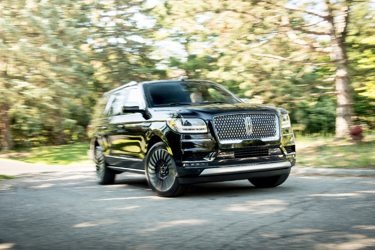 2018 Lincoln Black Label Navigator L Destination (4)