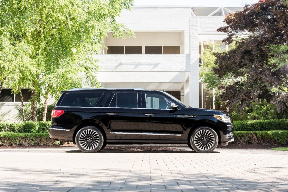 2018 Lincoln Black Label Navigator L Destination (4)