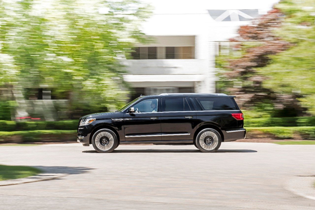 2018 Lincoln Black Label Navigator L Destination (4)