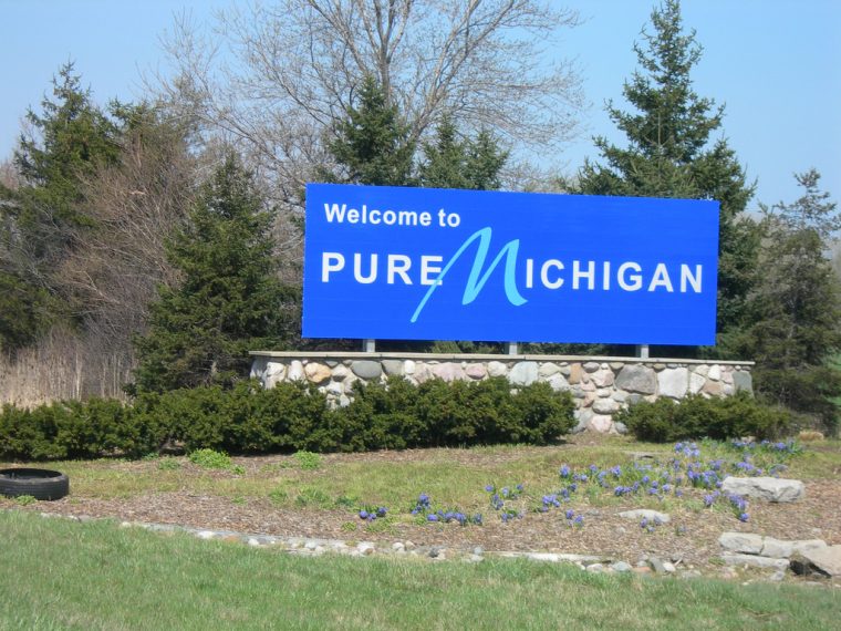 Welcome to Michigan sign