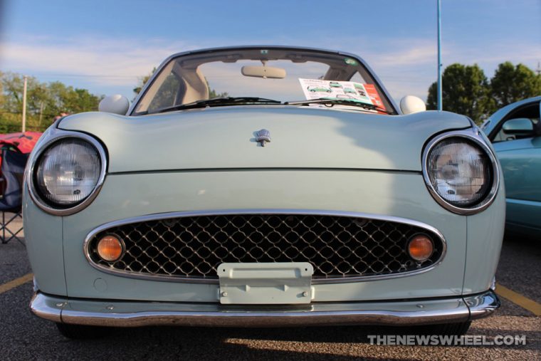 1991 Nissan Figaro retro compact car rare classic car convertible spotlight pictures (2)