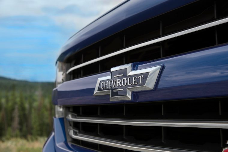 2018 Chevrolet Centennial Edition Silverado grille emblem