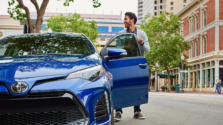 2018 Toyota Corolla exterior