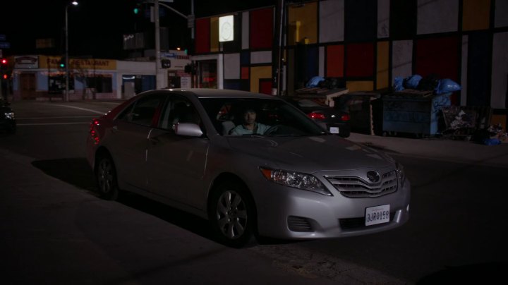 Toyota Camry TV Cameos - New Girl