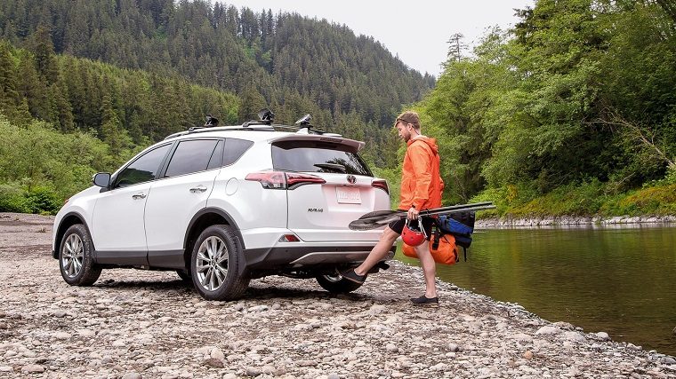 2018 Toyota RAV4 exterior