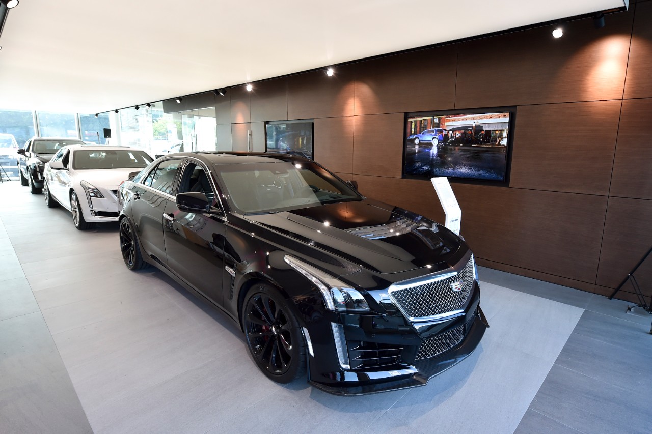 Cadillac Zürich | Schlieren Premium Store 