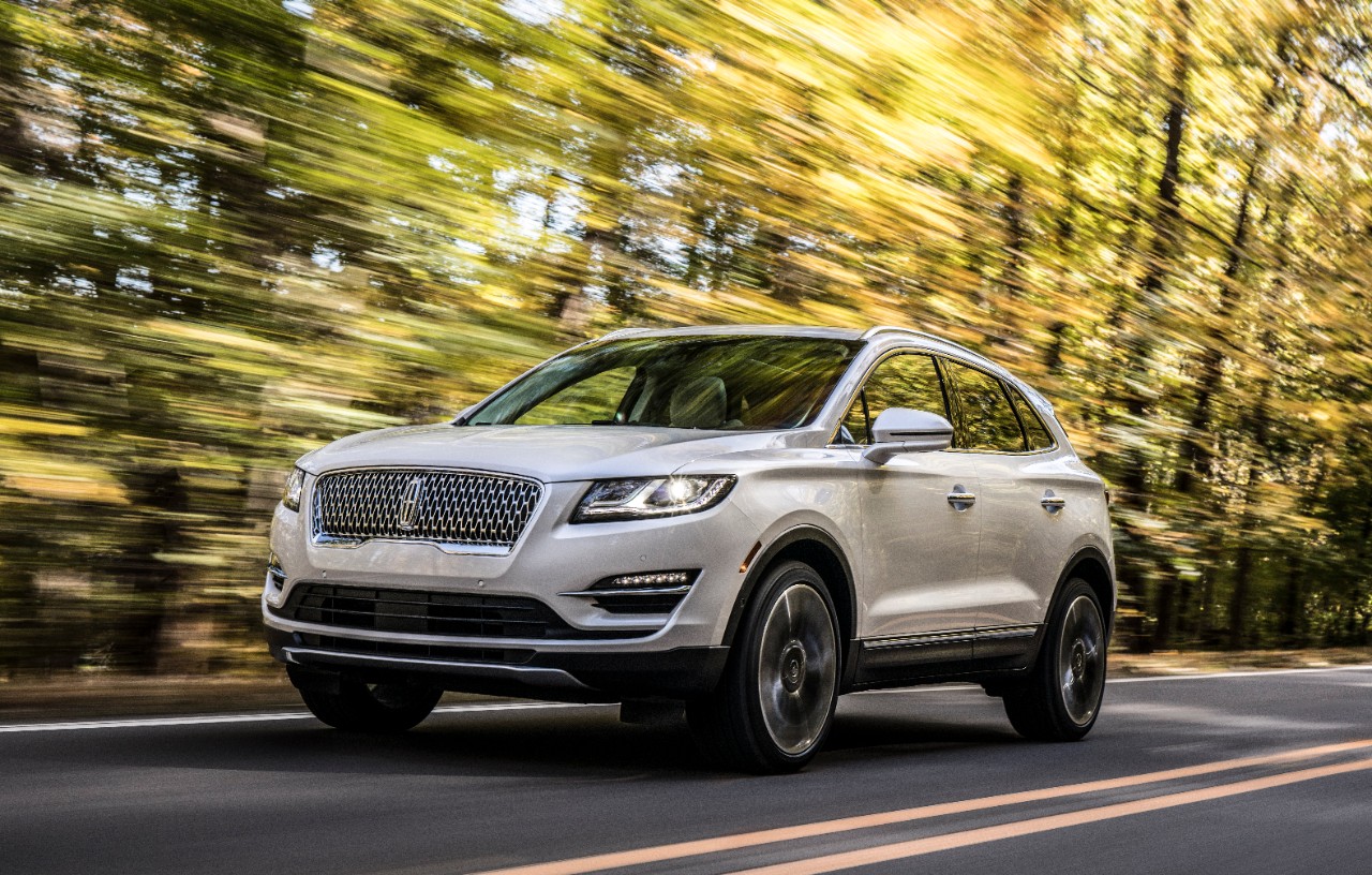 Photos Feast Your Eyes On The Redesigned 2019 Lincoln Mkc