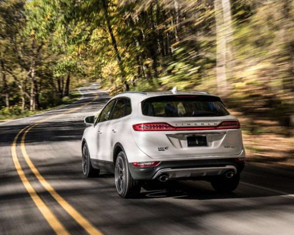 Photos Feast Your Eyes On The Redesigned 2019 Lincoln Mkc