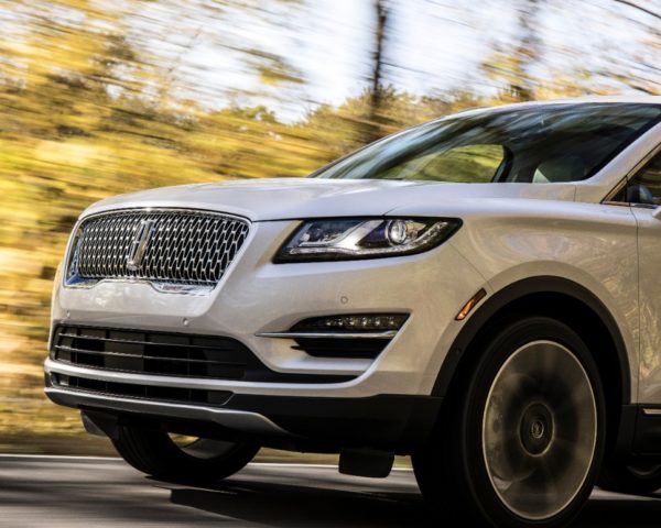 Photos Feast Your Eyes On The Redesigned 2019 Lincoln Mkc