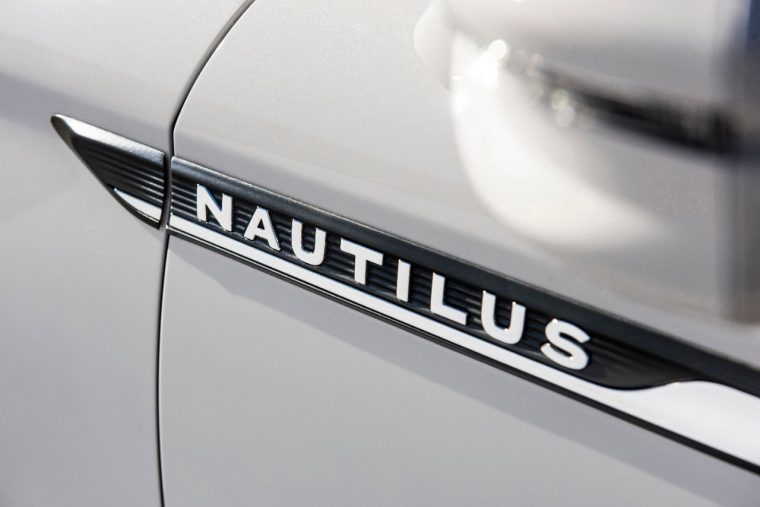 2019 Lincoln Nautilus 