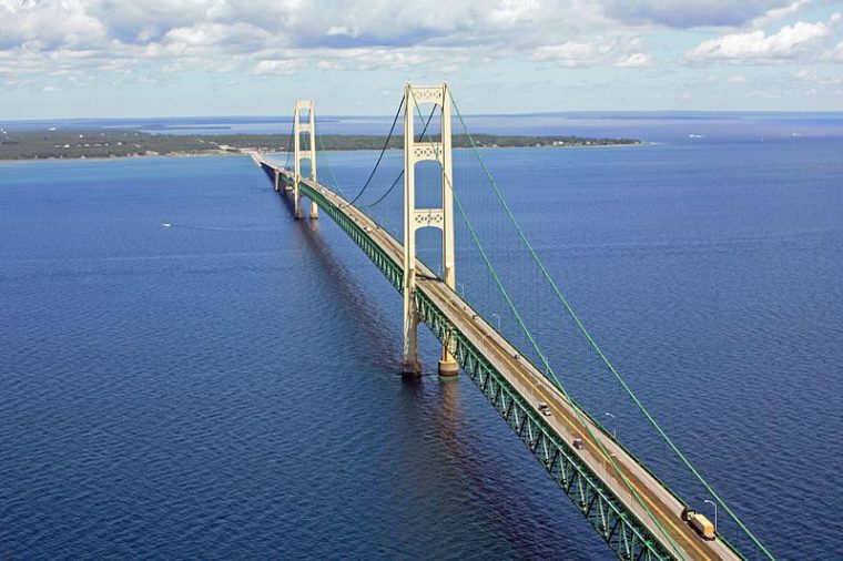 Pont de Mackinac