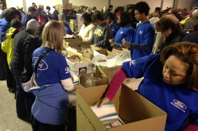 Meals on Wheels Detroit Ford Volunteers