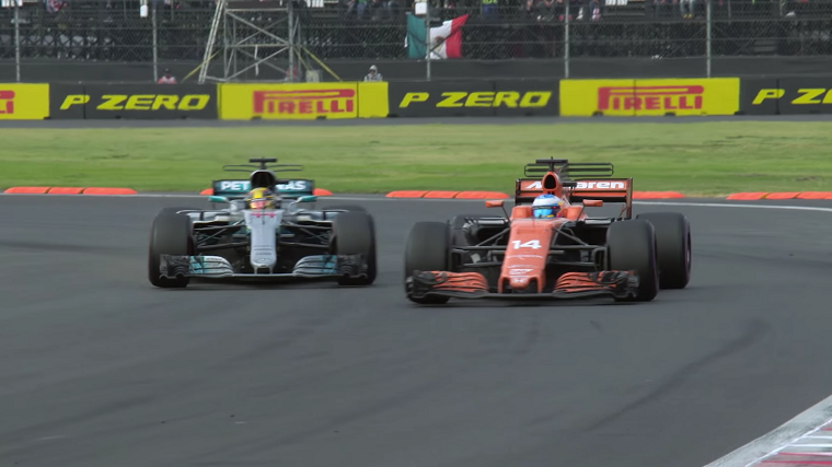 Hamilton v Alonso at the 2017 Mexican GP