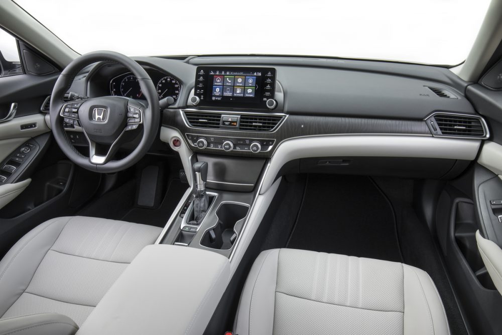 2018 Honda Accord interior